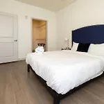 Modern Nulu 2Br Cozysuites Unit 03