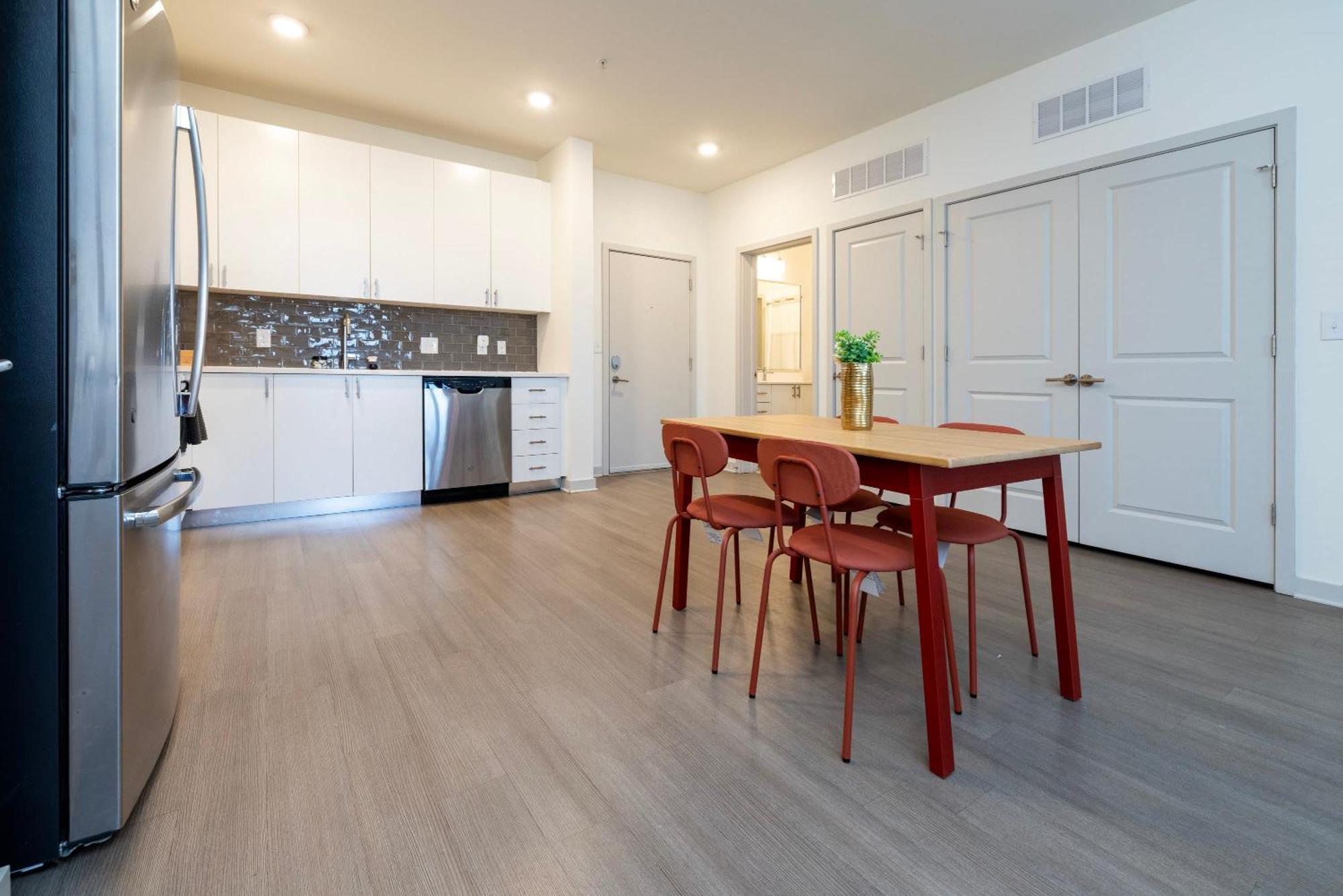 Modern Nulu 2br Cozysuites Unit 03 *
