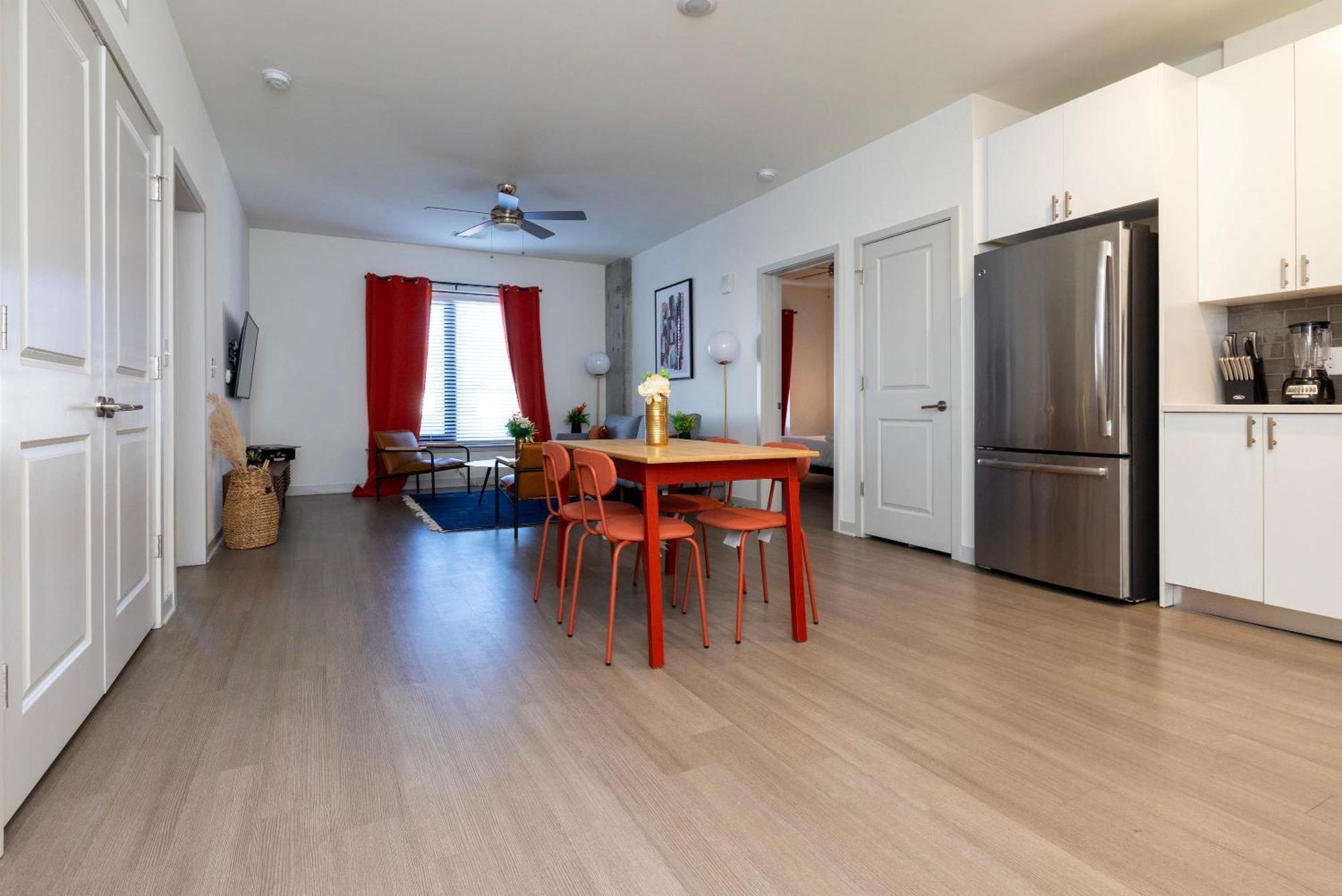 Modern Nulu 2br Cozysuites Unit 03 Apartment