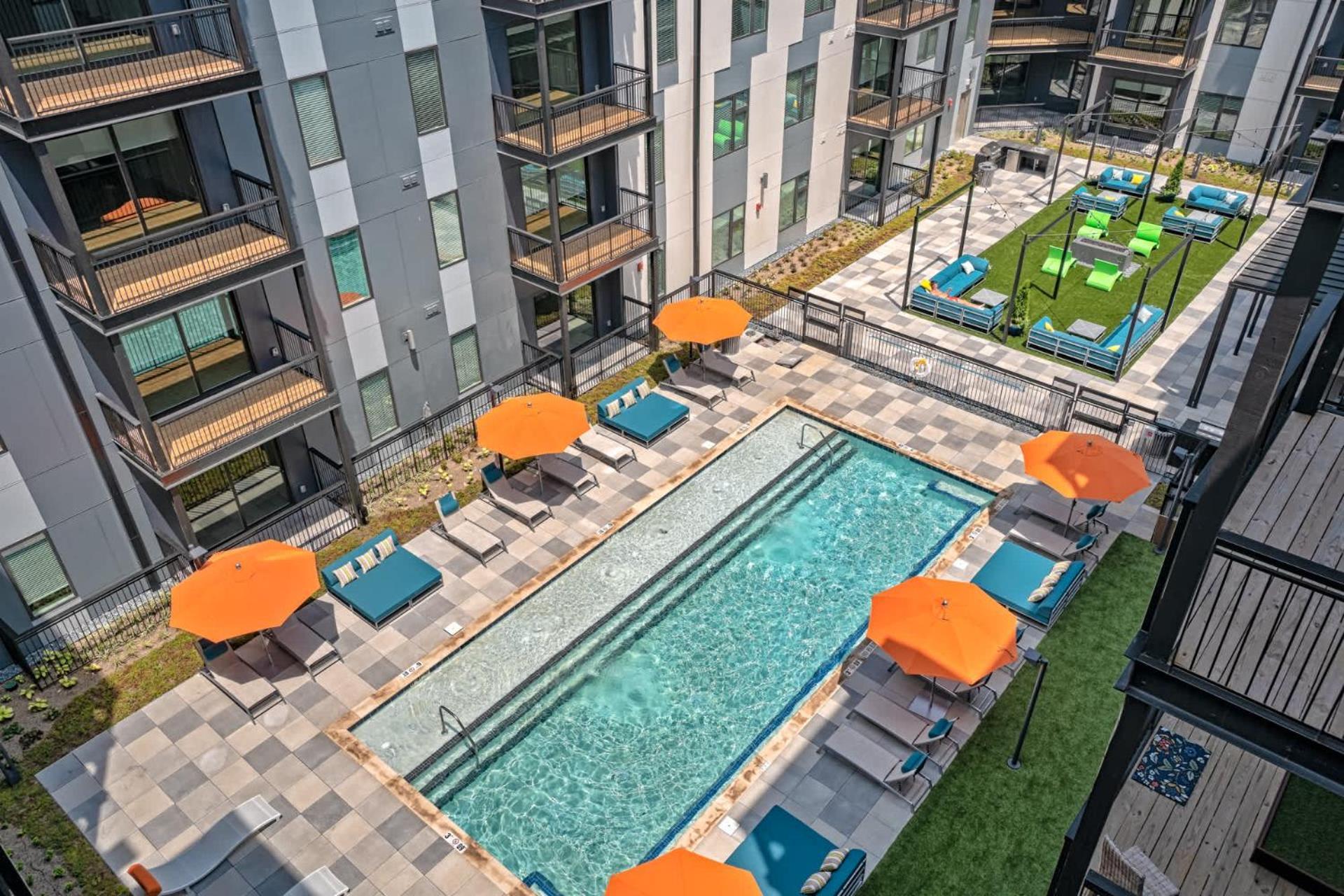Modern Nulu 2br Cozysuites Unit 03 * Louisville